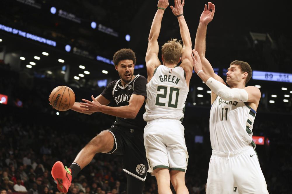 手休伊特 手休伊特