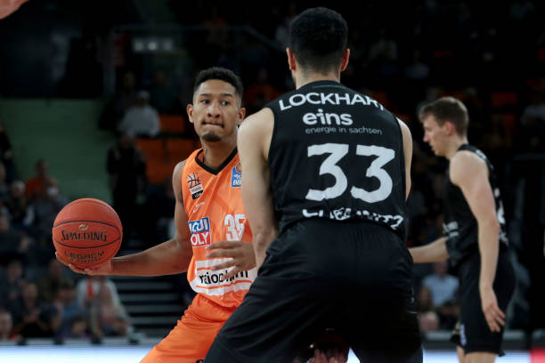 亚洲球员 亚洲球员